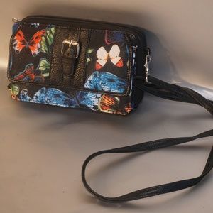 Bueno Woman"s Purse